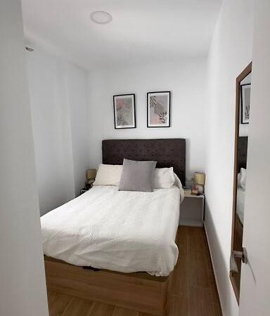 Rockside Residentes Suites La Linea La Línea de la Concepción 外观 照片
