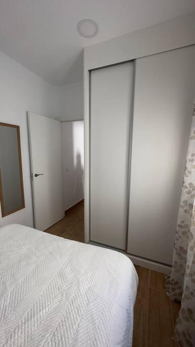 Rockside Residentes Suites La Linea La Línea de la Concepción 外观 照片